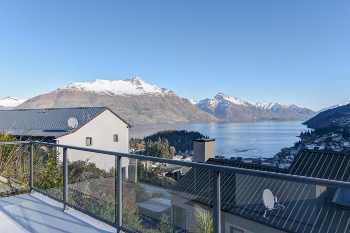 The Queenstown Bothy Exterior photo