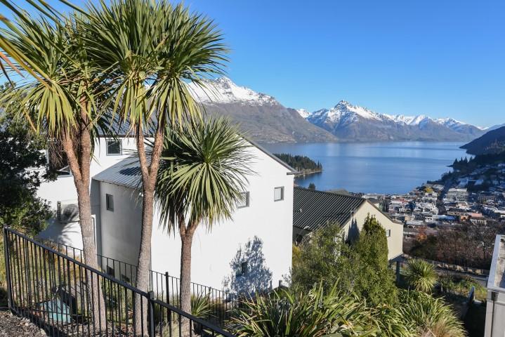 The Queenstown Bothy Exterior photo