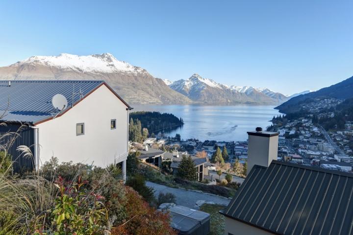 The Queenstown Bothy Exterior photo